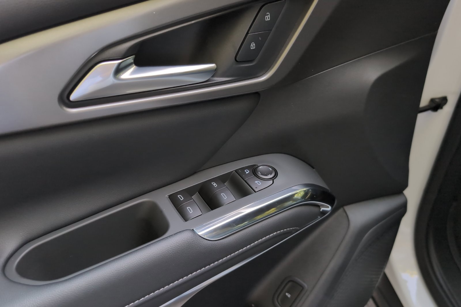 2026 Chevrolet Traverse photo 11