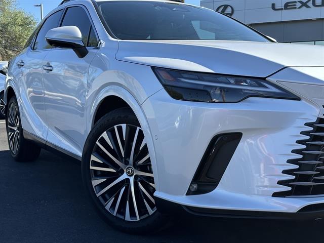 2024 Lexus RX Premium photo 2