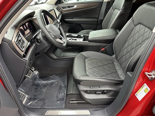 2024 Volkswagen Atlas SEL Premium R-Line photo 4