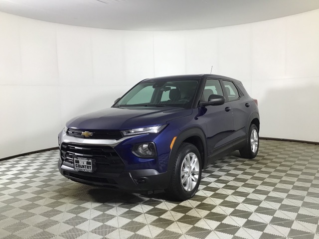 2022 Chevrolet Trailblazer LS photo 3