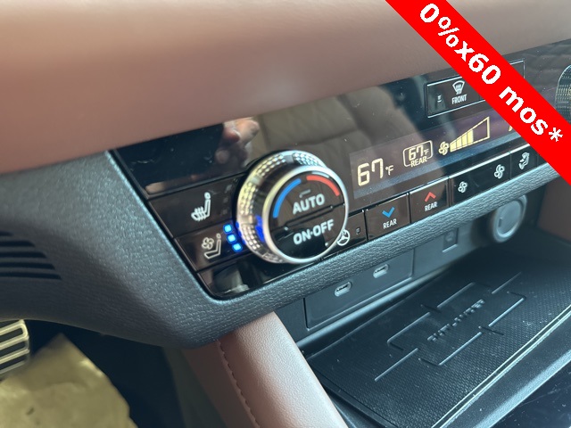 2025 Mitsubishi Outlander SEL photo 15