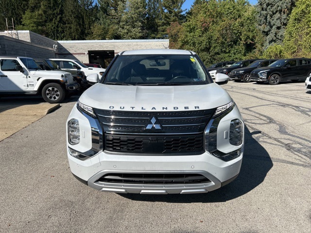 2023 Mitsubishi Outlander PHEV photo 6