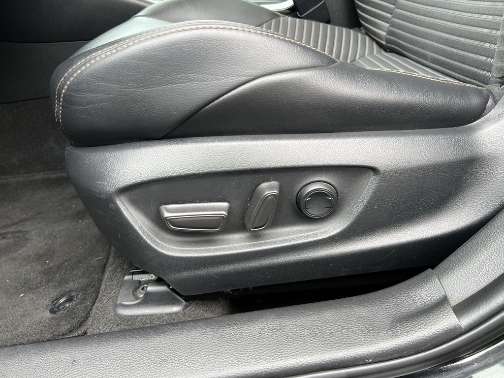 2021 Toyota Corolla XSE photo 11