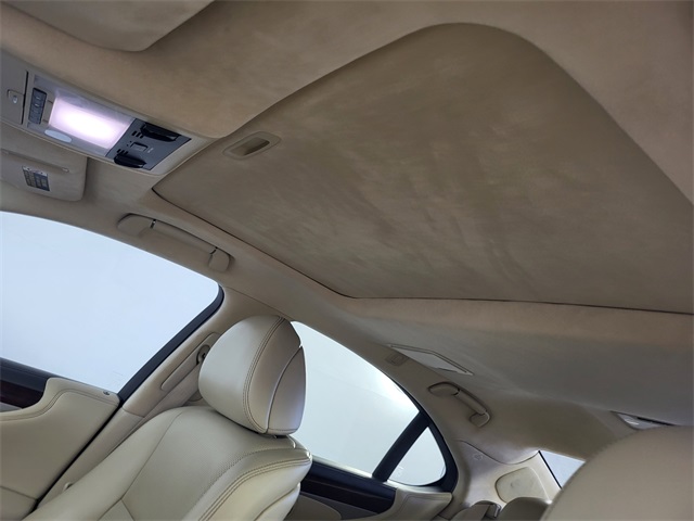 2016 Lexus LS 460 photo 19
