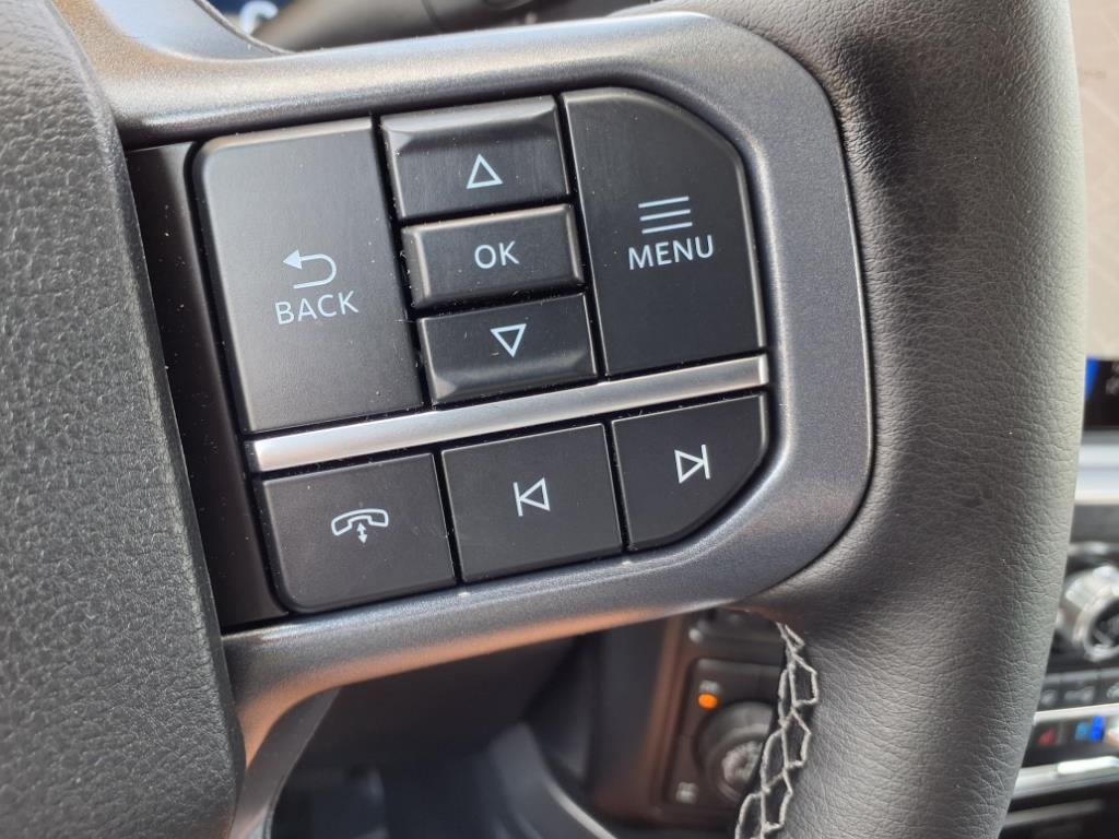 2025 Ford F-250 Lariat photo 25