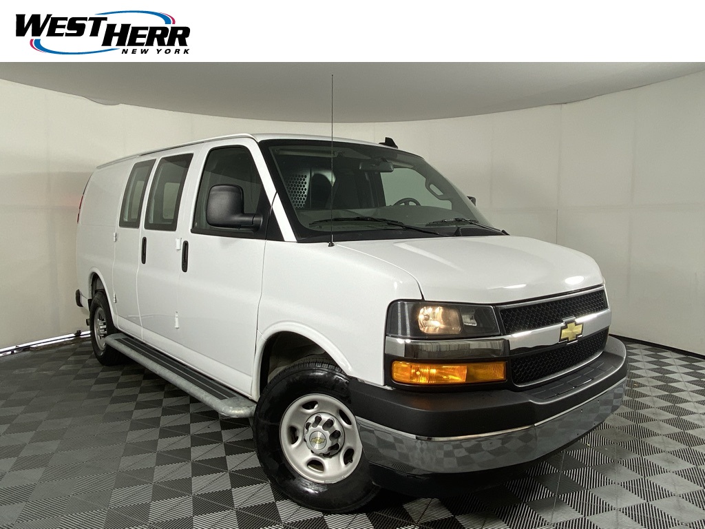 2024 Chevrolet Express Cargo Work Van's photo