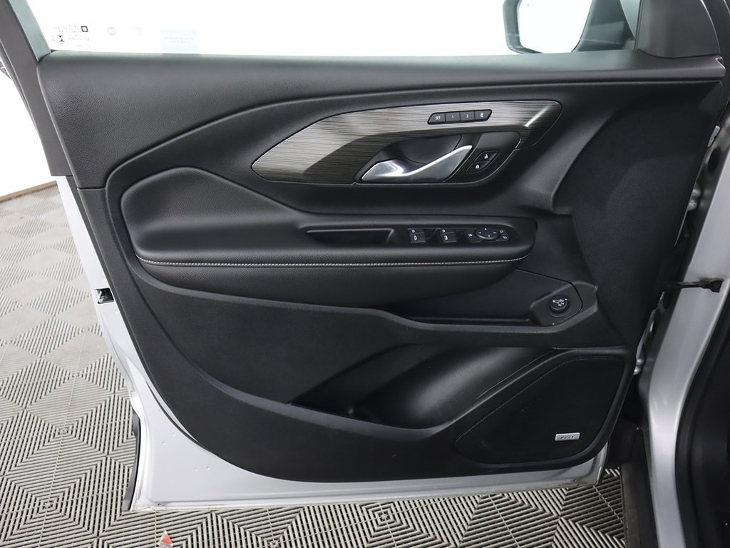2022 Gmc Terrain SLT photo 26