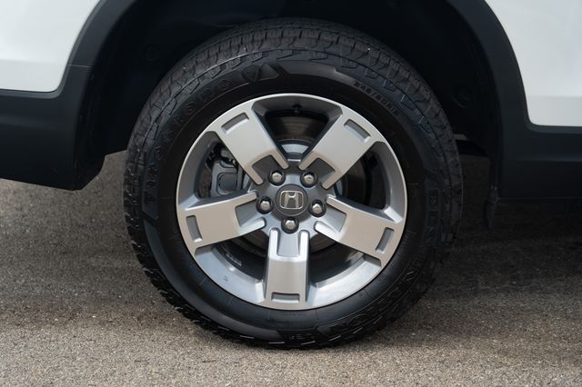 2025 Honda Ridgeline RTL photo 10