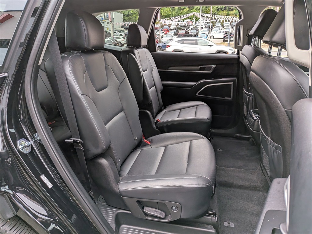 2022 Kia Telluride S photo 29