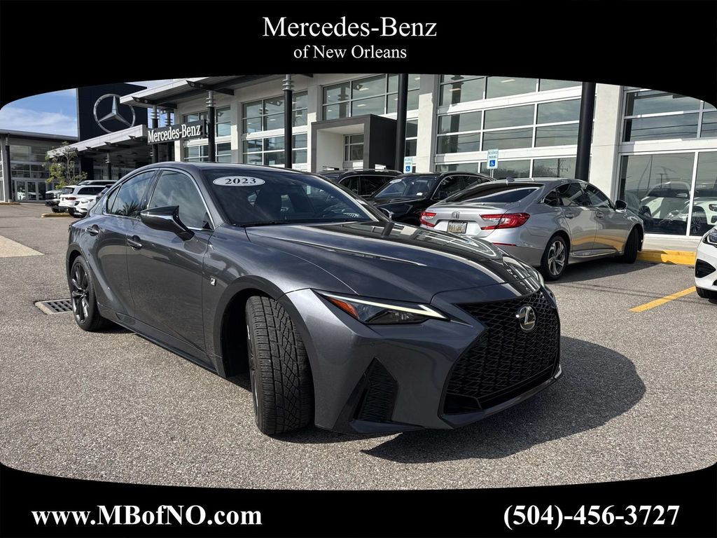2023 Lexus IS Base's photo