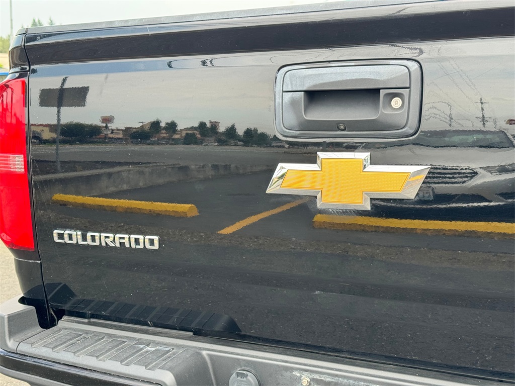 2016 Chevrolet Colorado Z71 photo 13