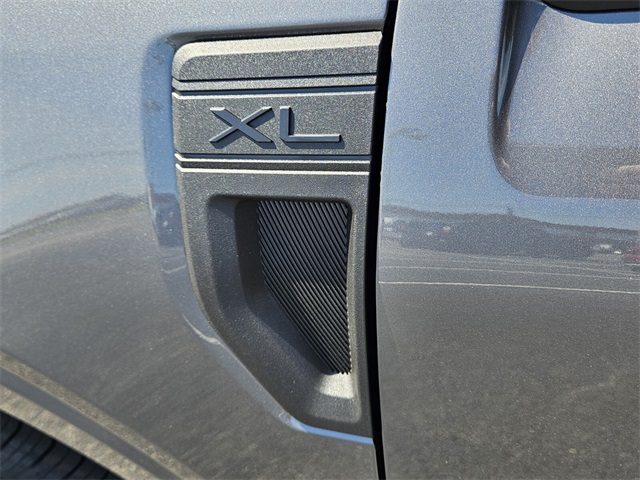 2025 Ford Maverick XL photo 10