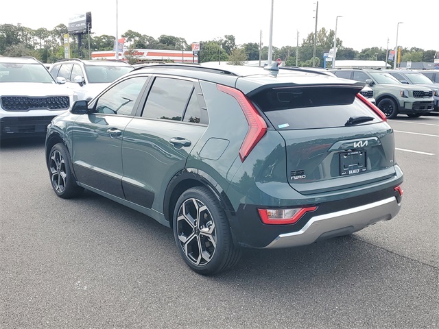 2025 Kia Niro EX Touring photo 4