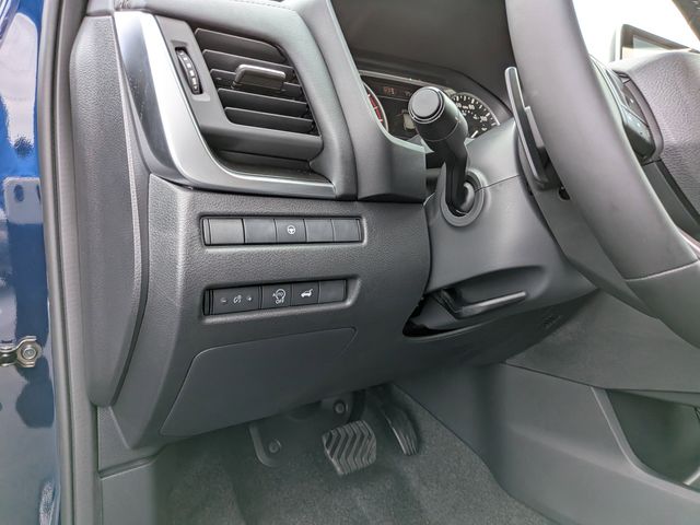 2026 Nissan Rogue SV photo 17