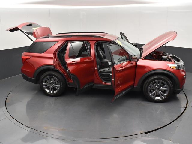 2022 Ford Explorer XLT photo 28