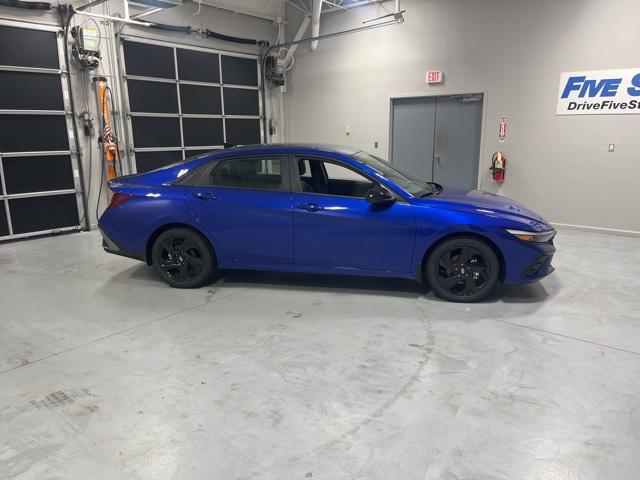 2026 Hyundai Elantra SEL's photo