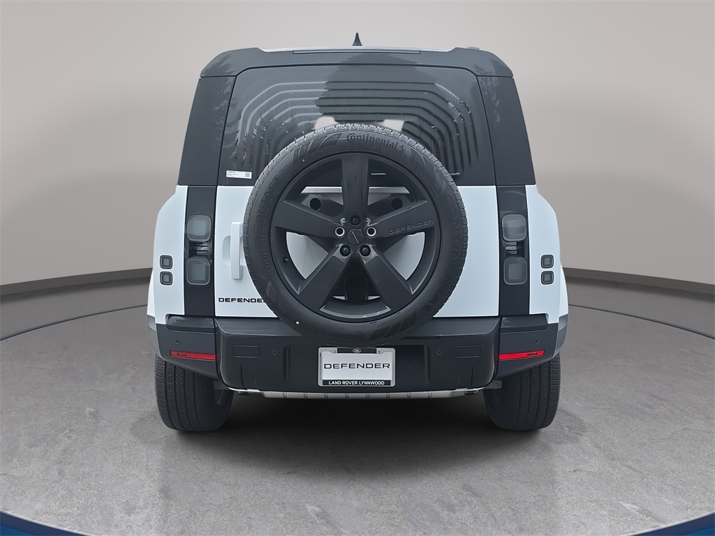 2026 Land Rover Defender 110 S photo 4