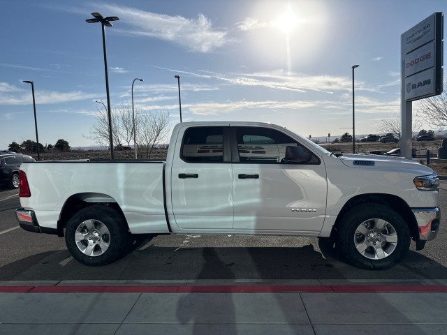 New 2025 Bright White Clear-Coat Exterior Paint RAM Tradesman image 3