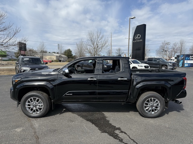 2025 Toyota Tacoma photo 4