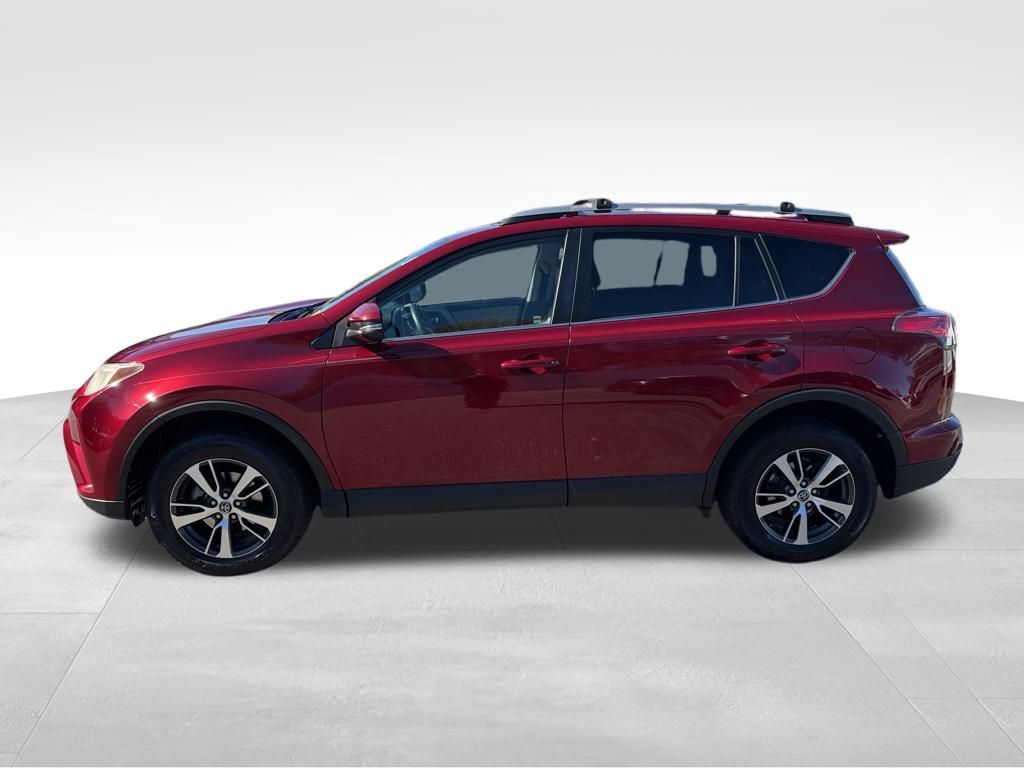 2018 Toyota RAV4 XLE photo 3