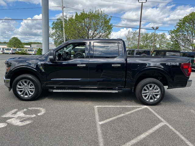 2024 Ford F-150 XLT photo 4