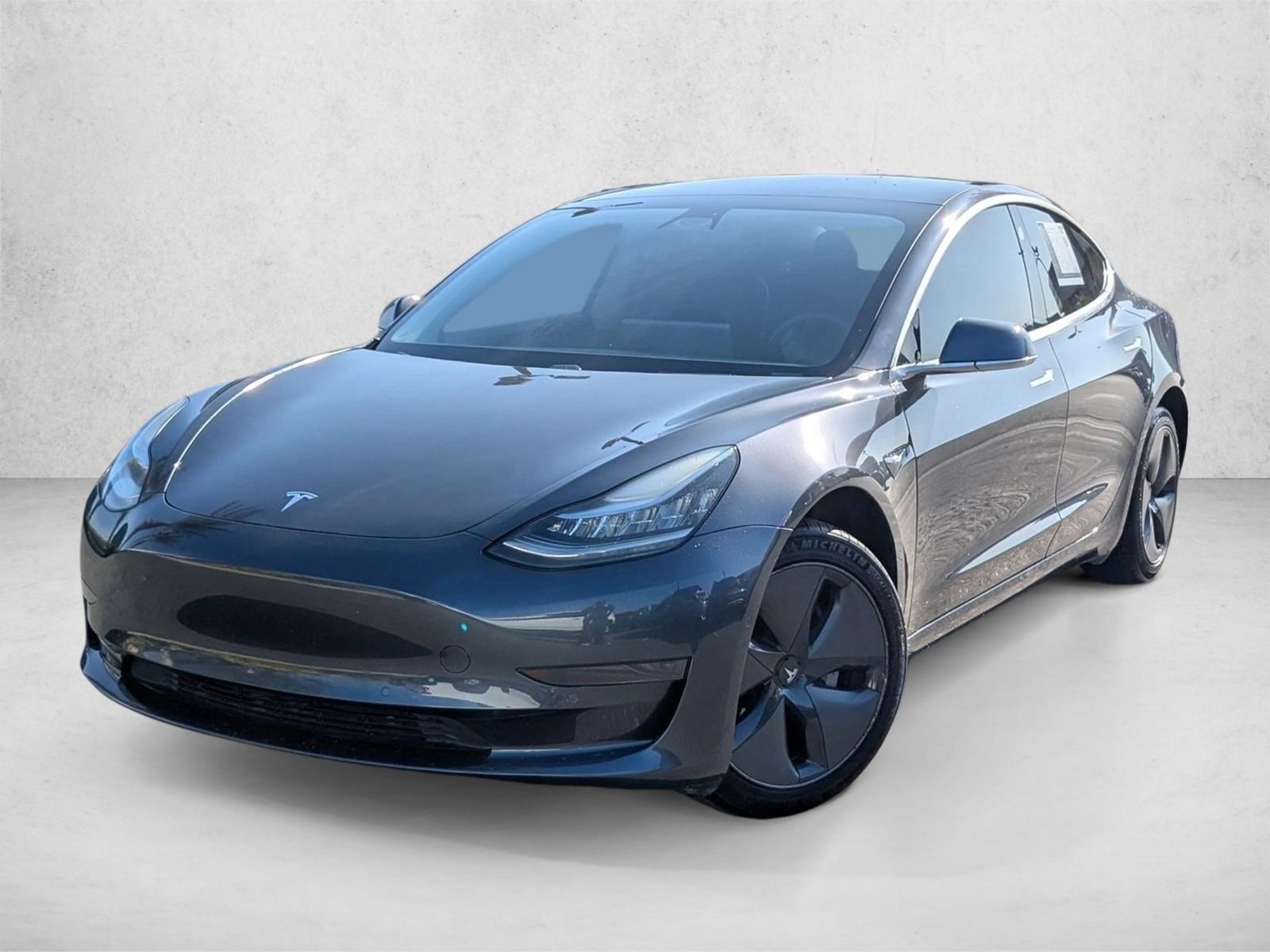 2019 Tesla Model 3 Mid Range