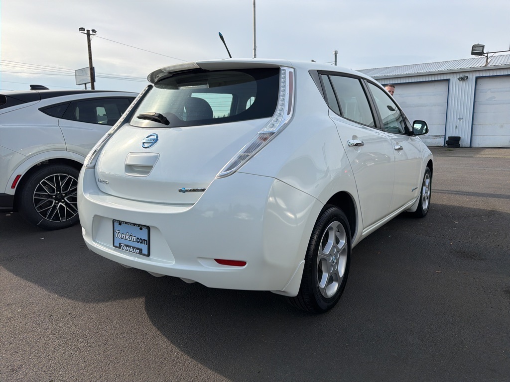 2013 Nissan Leaf SV photo 3