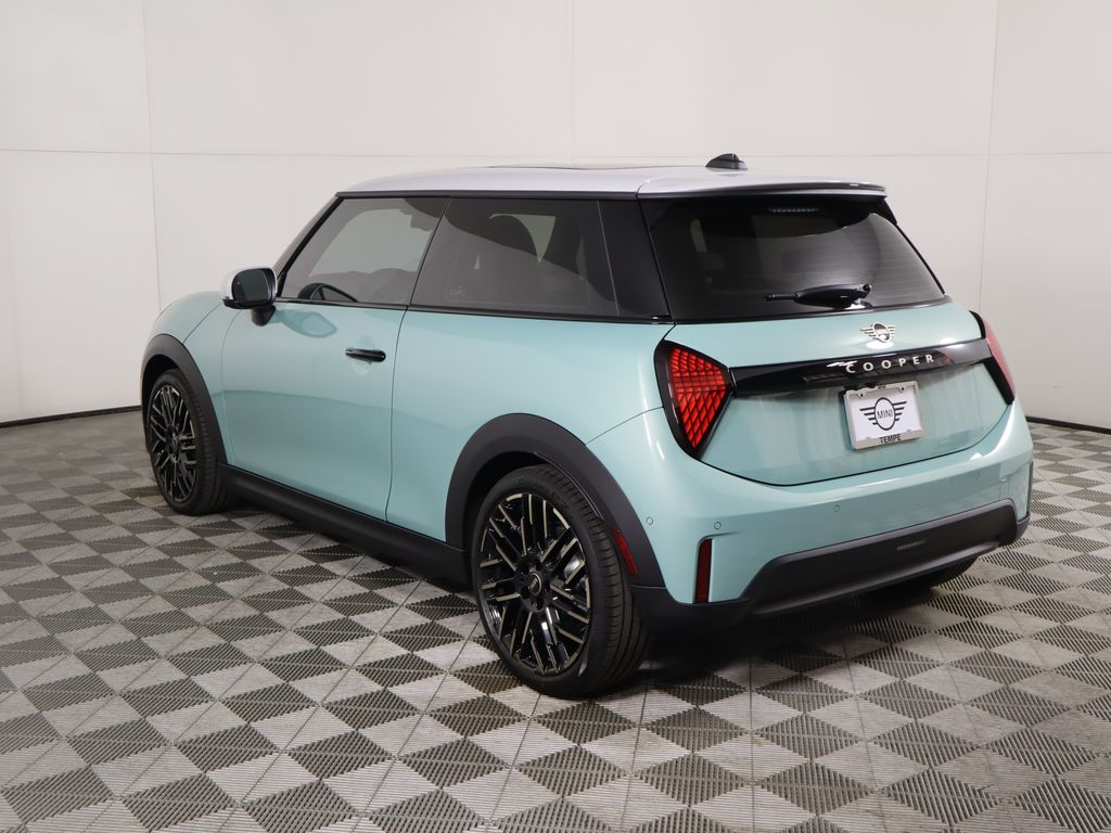 2026 Mini Cooper Hardtop S 2 Door Iconic photo 6