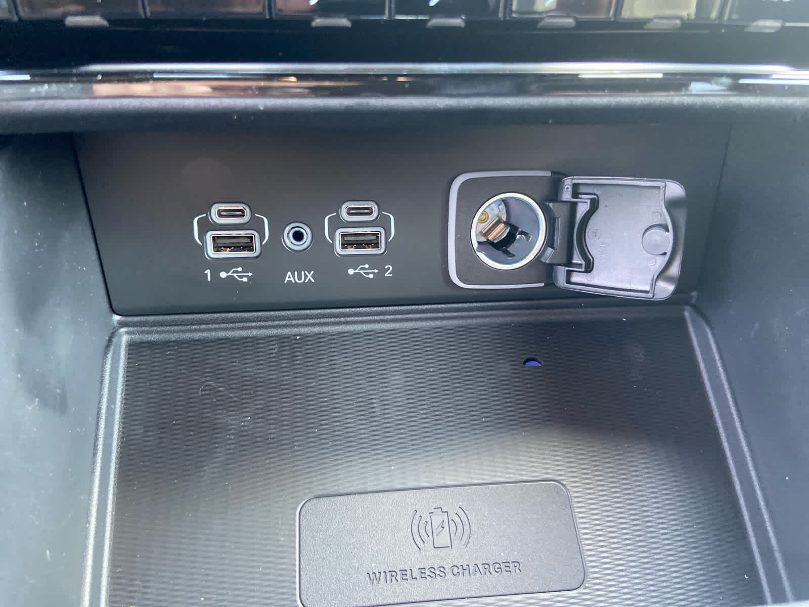 2025 Jeep Grand Cherokee Altitude photo 31