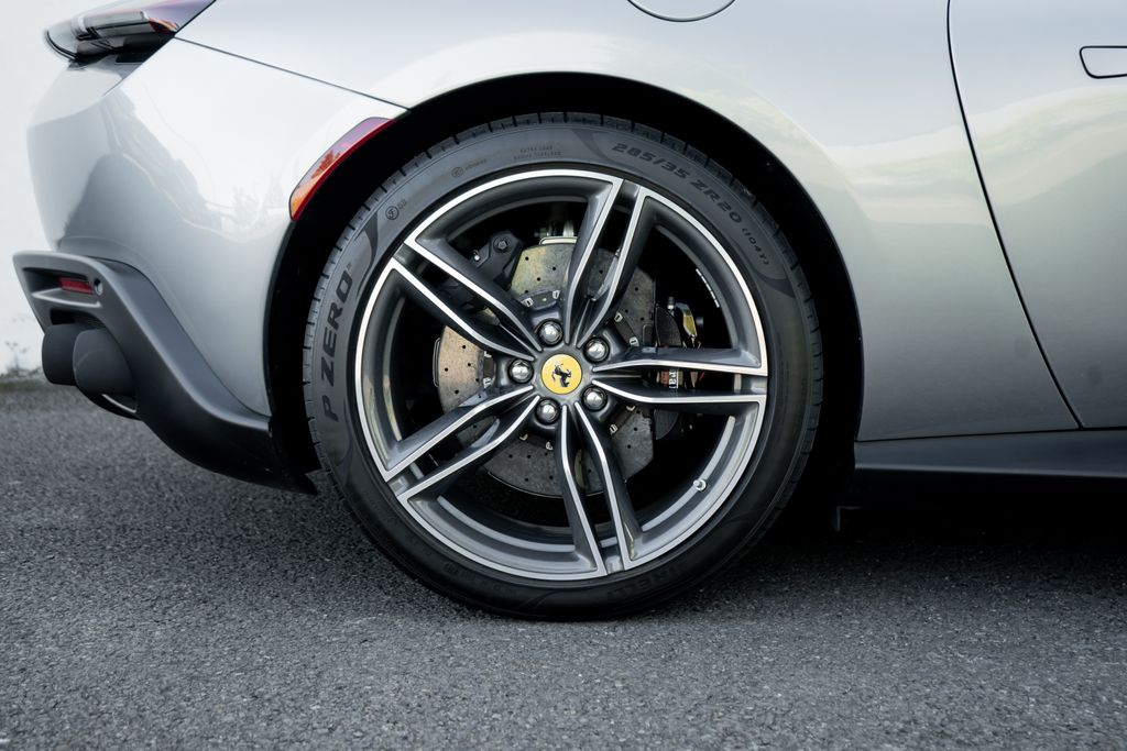 2024 Ferrari Roma Spider photo 27