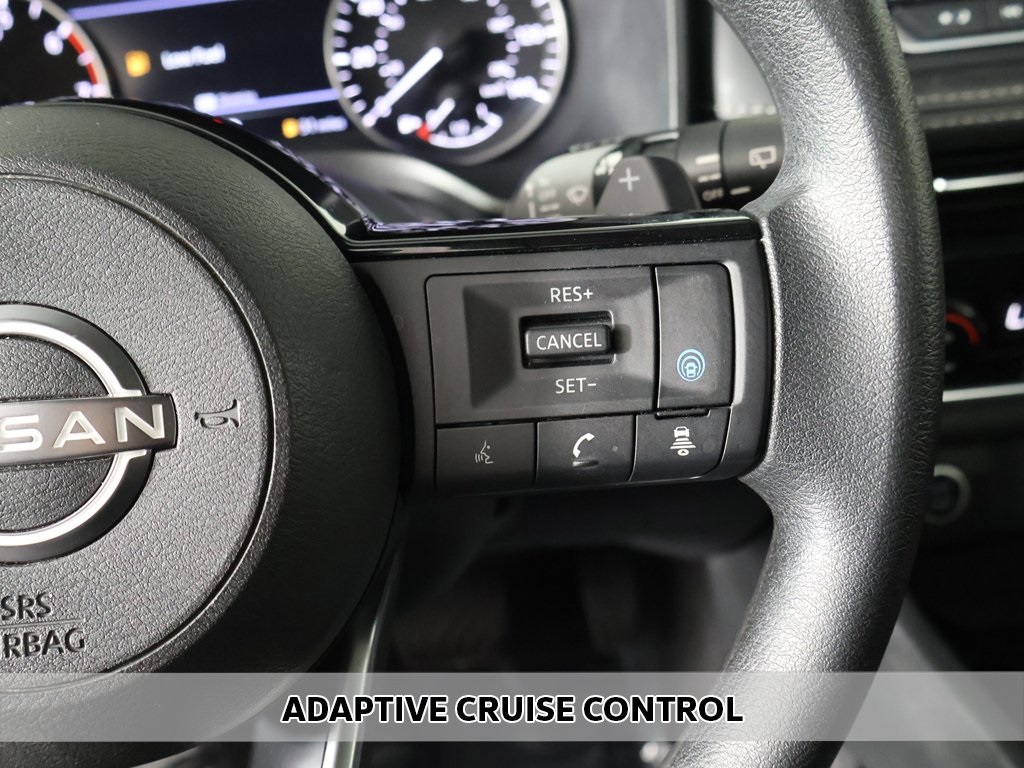 2023 Nissan Rogue SV photo 3