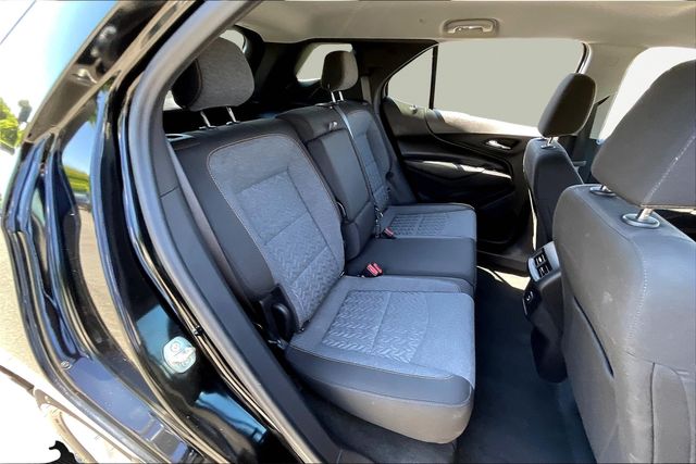 2023 Chevrolet Equinox LT photo 17