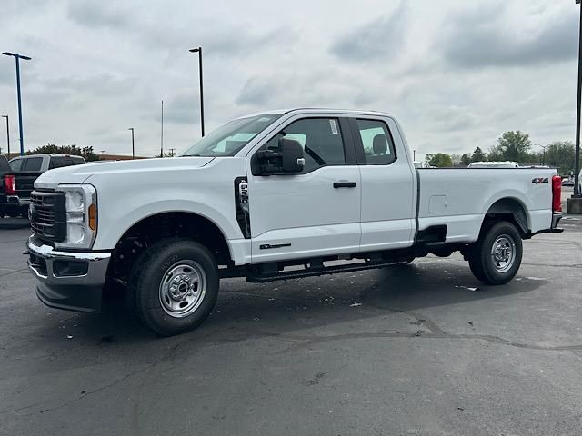 2025 Ford F-250 XL photo 2