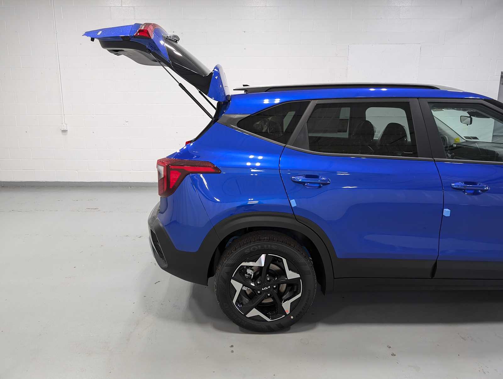 2026 Kia Seltos S photo 8