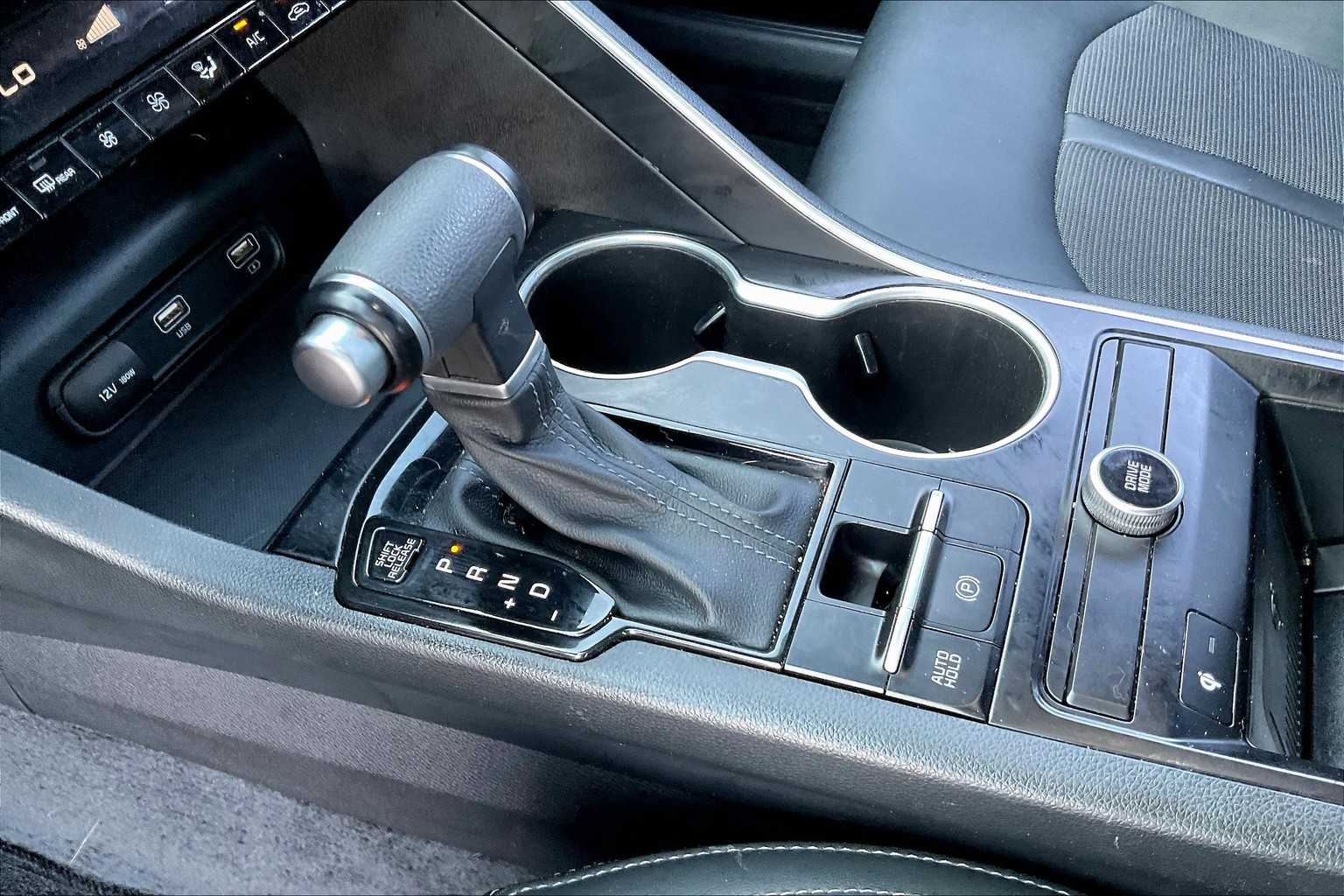 2023 Kia K5 GT-Line photo 13