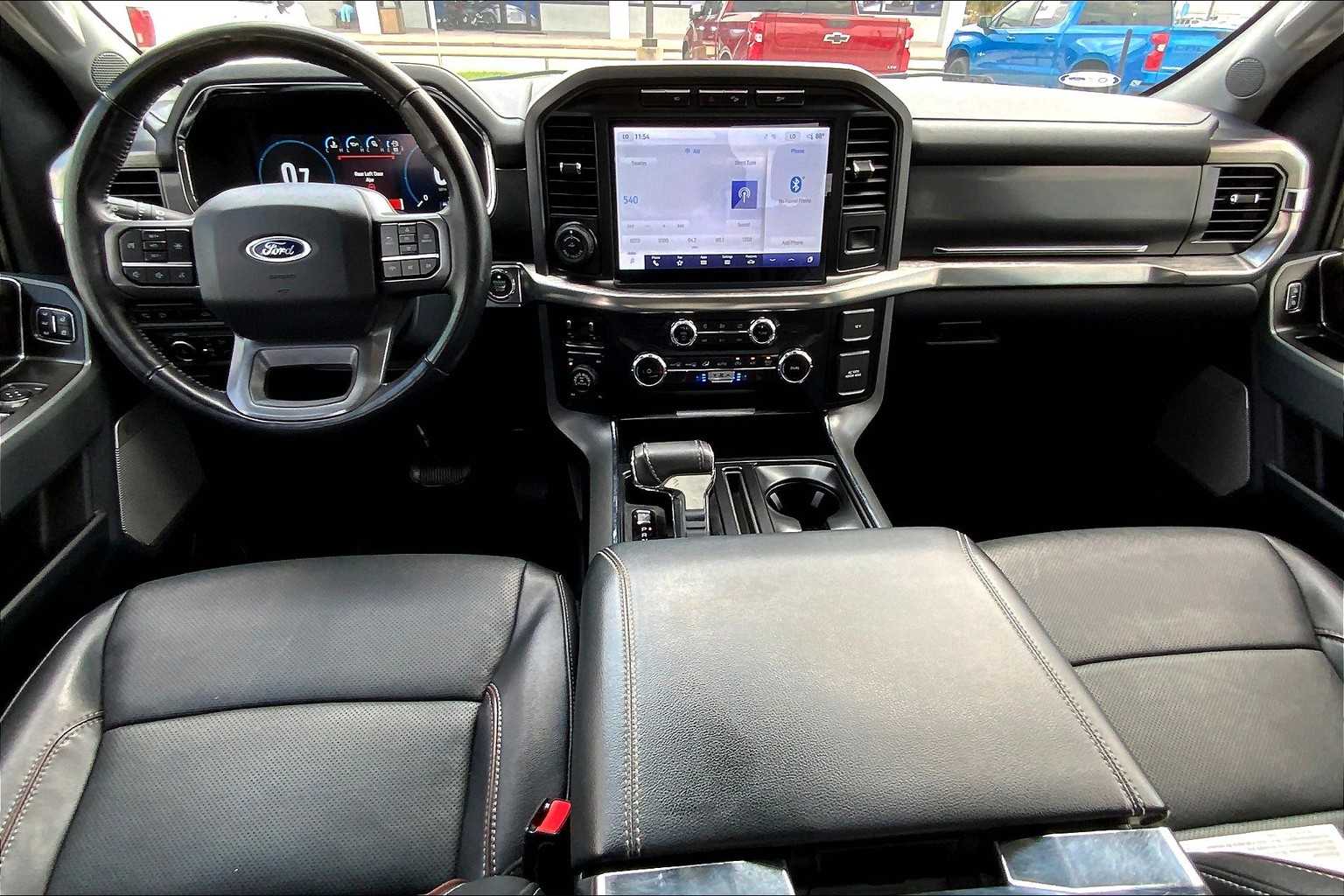2022 Ford F-150 Lariat photo 28