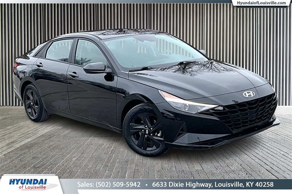 2023 Hyundai Elantra SEL's photo