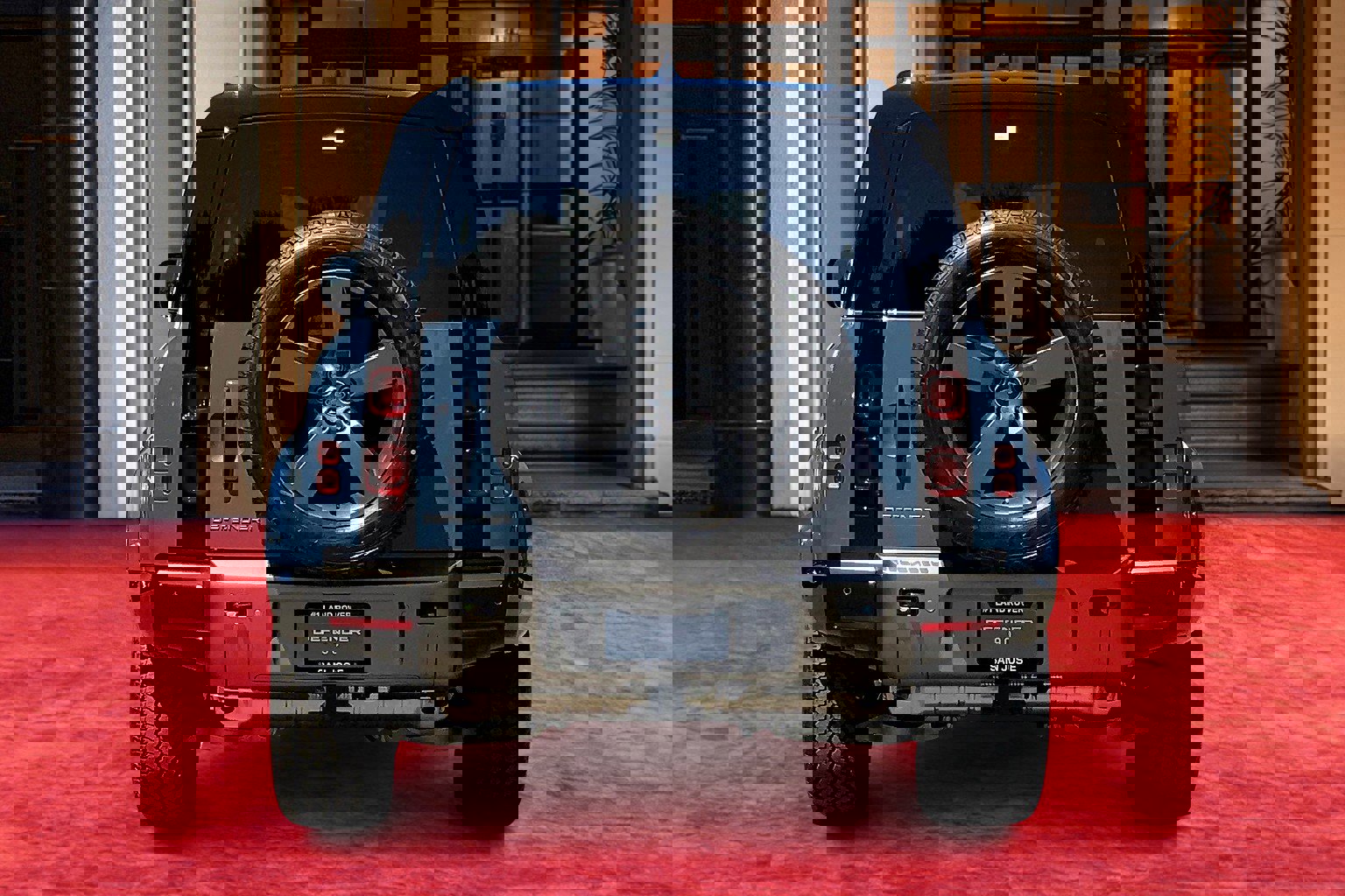 2025 Land Rover Defender 90 X-Dynamic SE photo 4