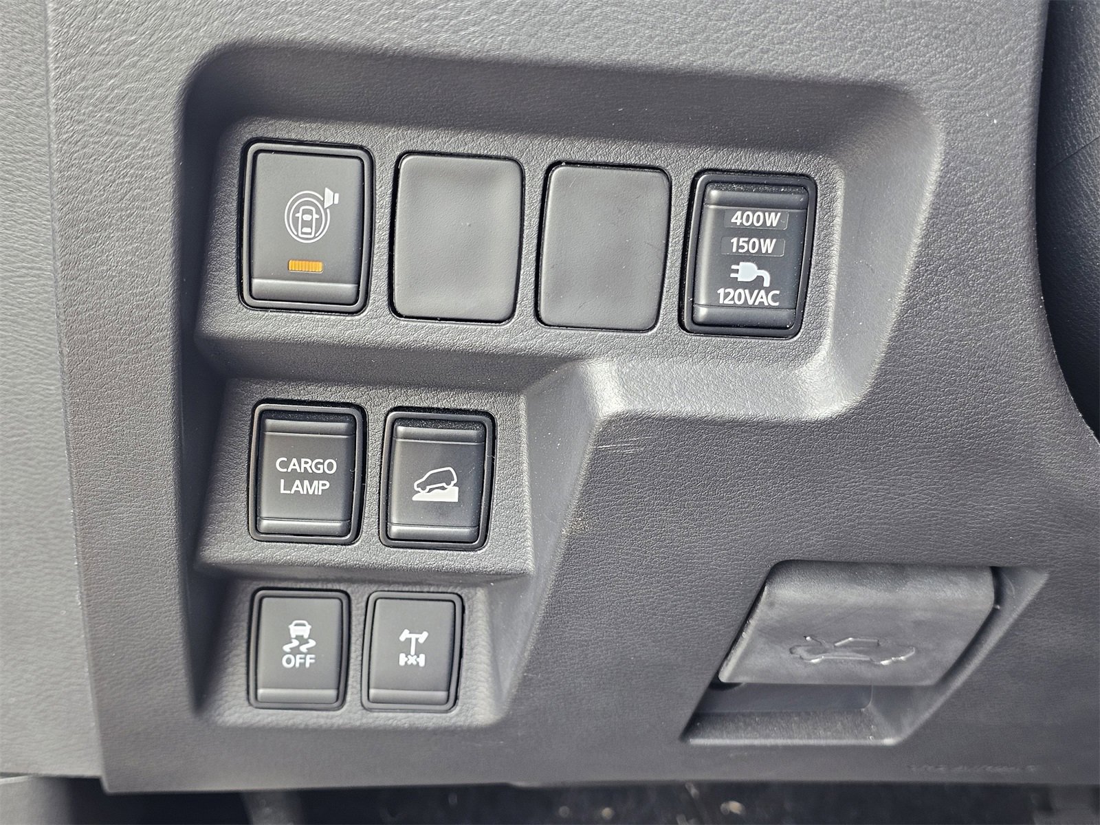 2023 Nissan Frontier PRO-4X Crew Cab photo 13