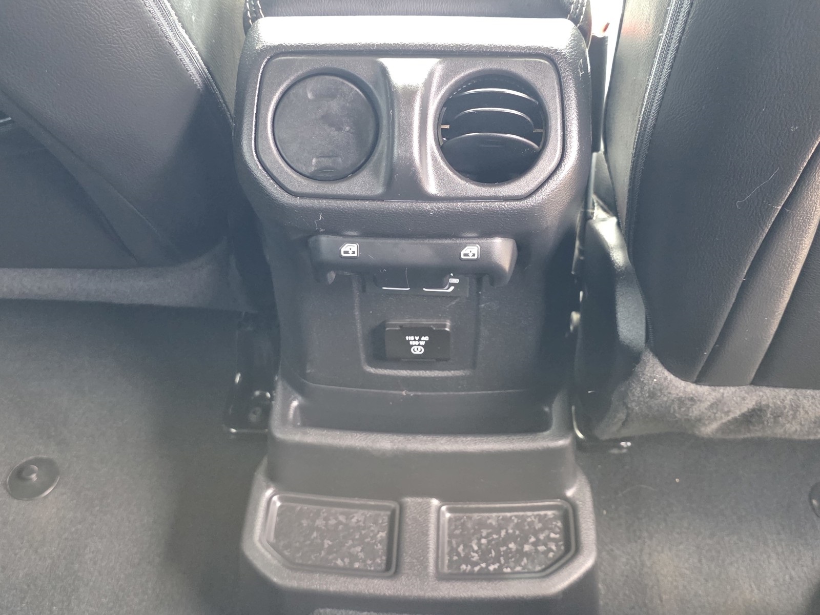 2022 Jeep Wrangler Unlimited Sahara 4xe photo 20