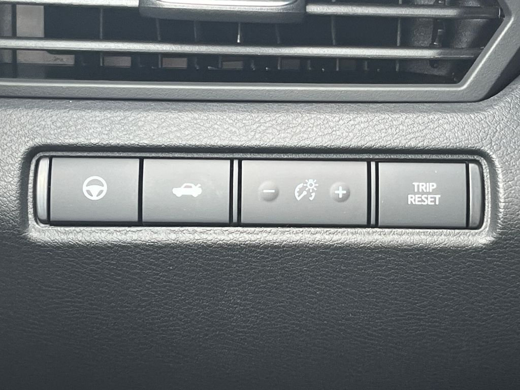 2025 Nissan Altima SL photo 21
