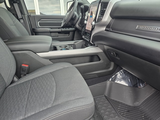 2025 Ram 2500 Big Horn photo 26
