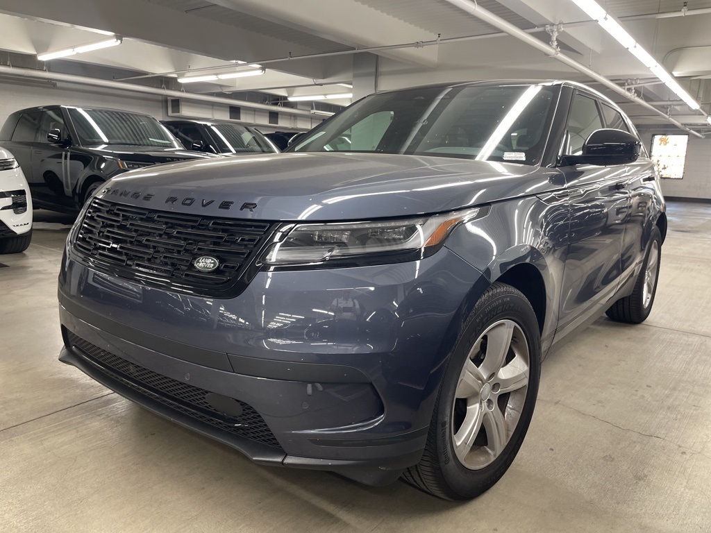 2025 Land Rover Range Rover Velar S photo 4