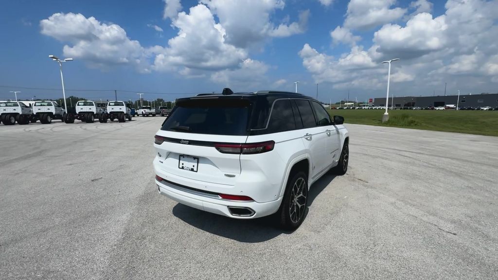 2022 Jeep Grand Cherokee Summit Reserve 4xe photo 8