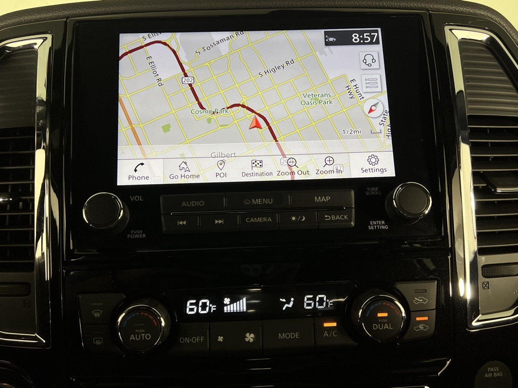 2023 Nissan Titan Platinum Reserve photo 17