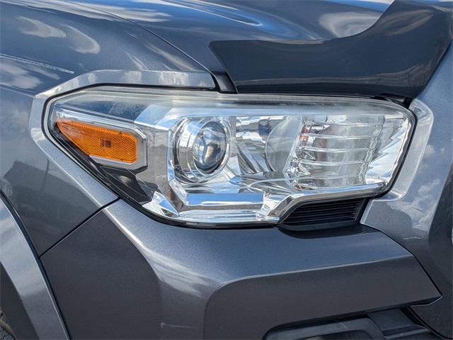 2019 Toyota Tacoma SR5 photo 10