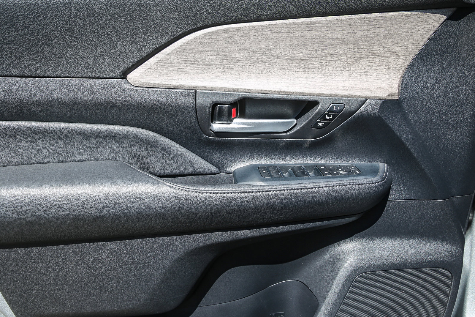 2024 Toyota Grand Highlander Limited photo 21