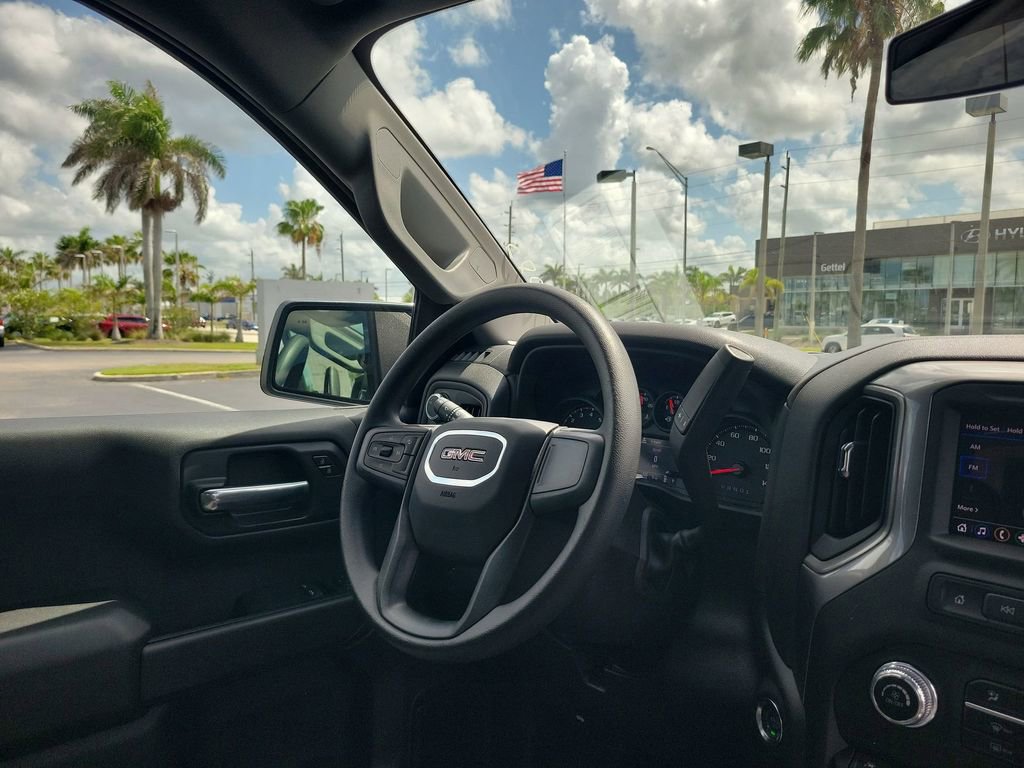 2025 Gmc Sierra Base photo 15