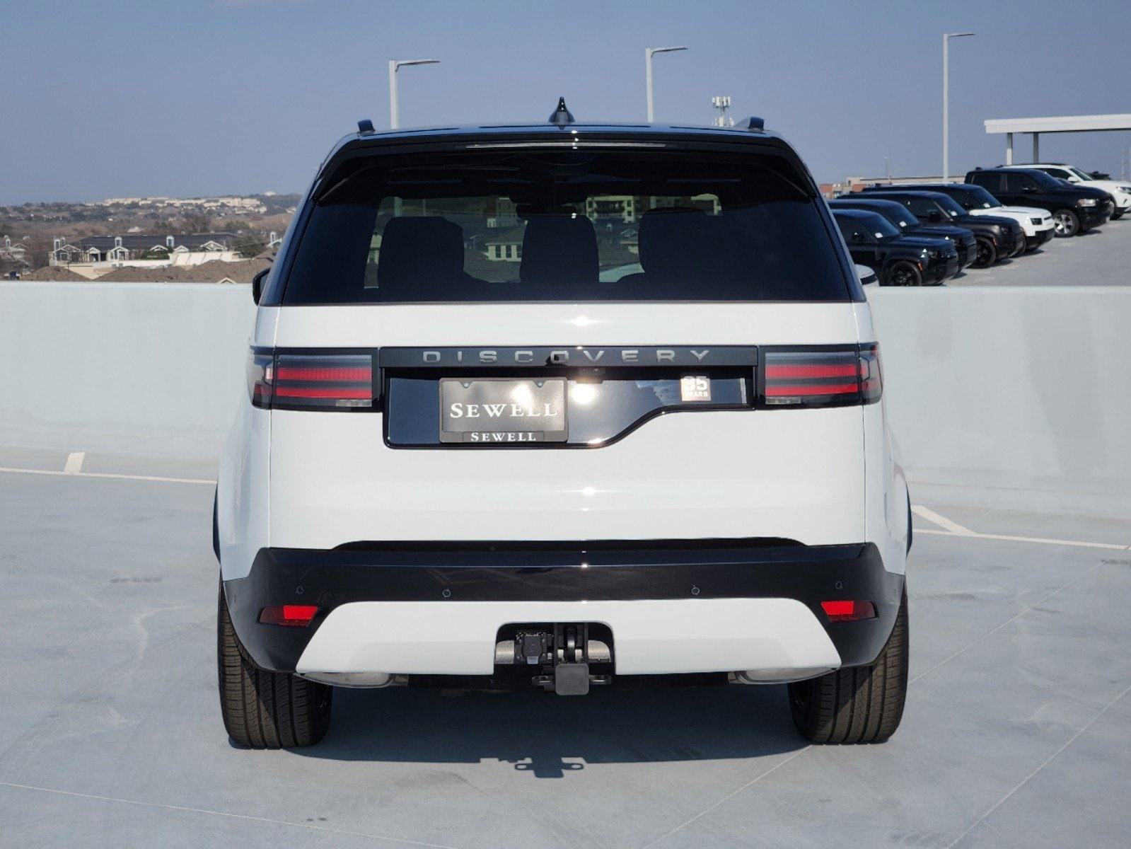 2025 Land Rover Discovery SE photo 5