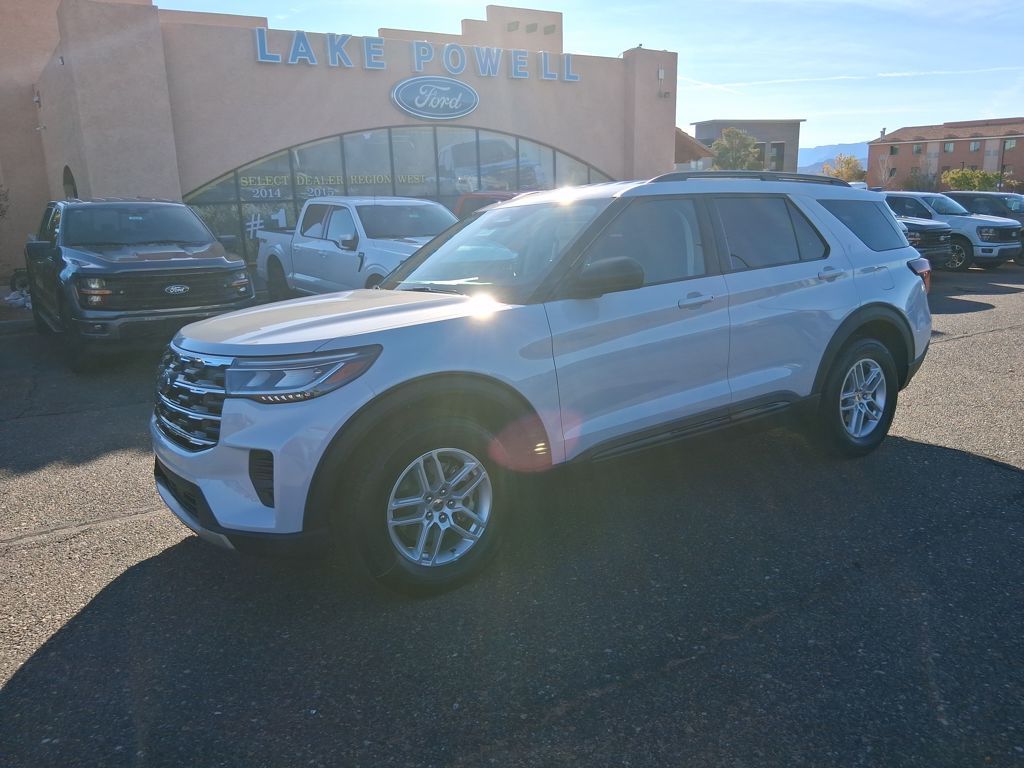 2026 Ford Explorer's photo